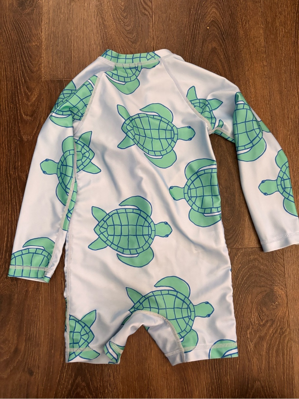 Tea Collection Rashguard - Picture 3 of 3